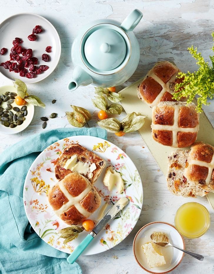 A brief history of hot cross buns