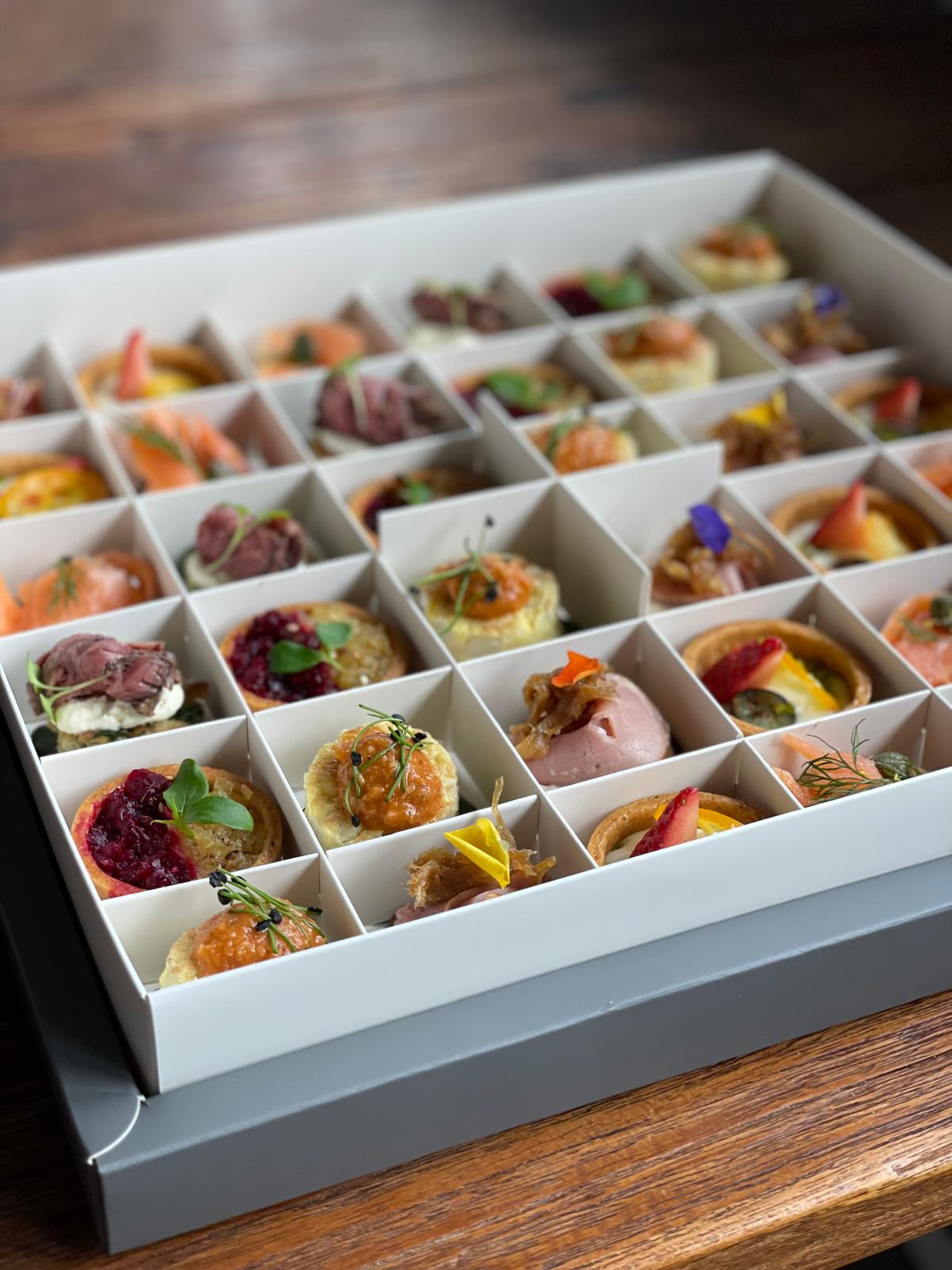 Bijoux Canape Box