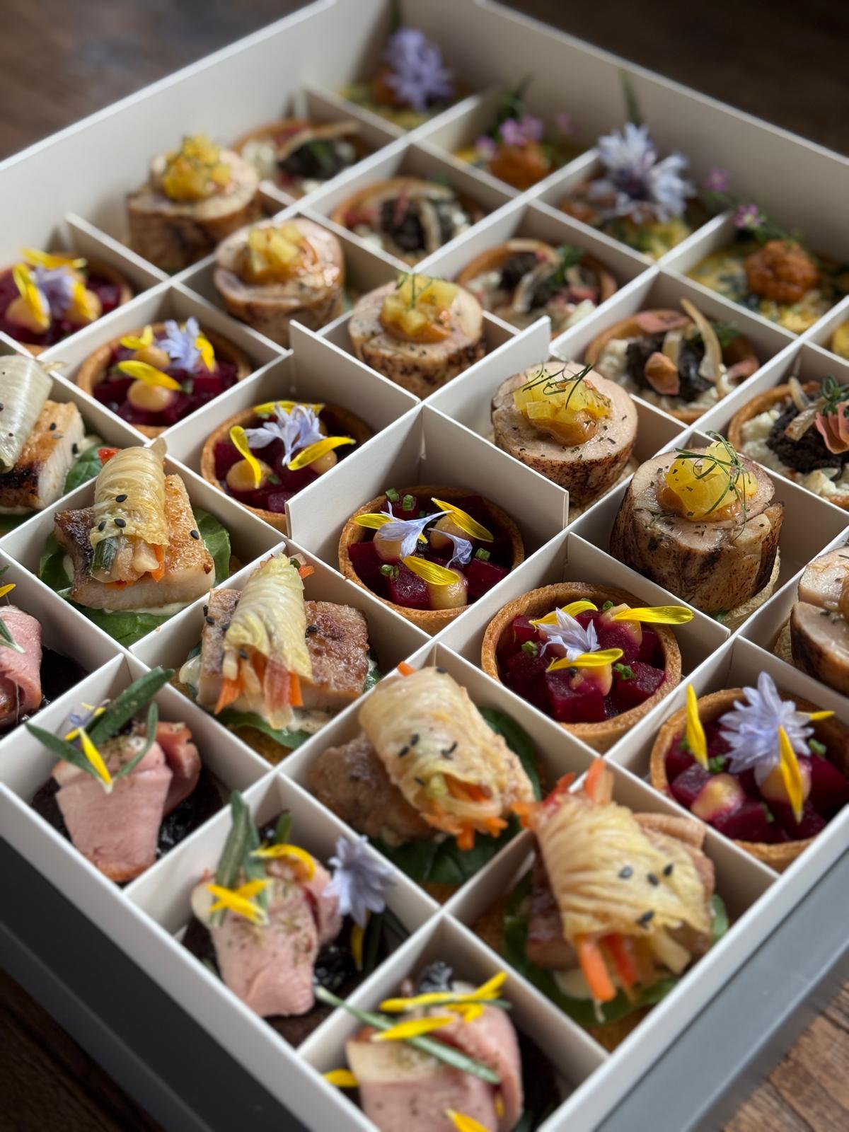 Bijoux Canape Box